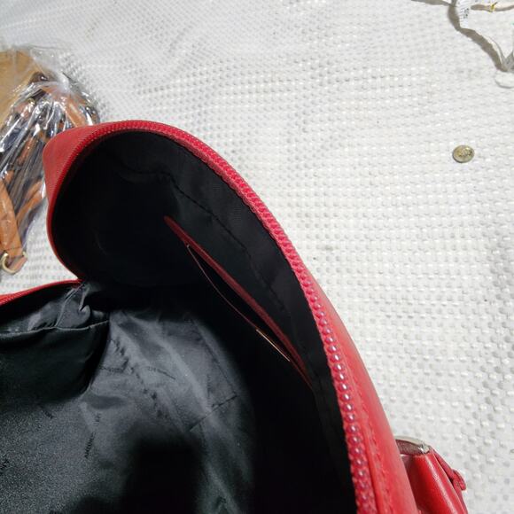 ANTONIO SCEPI RED LEATHER SHOULDER BAG - Picture 11 of 13